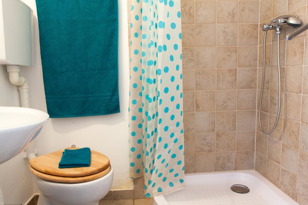 Self Check-In Eco Studio In The Heart Of Buda بودابست المظهر الخارجي الصورة