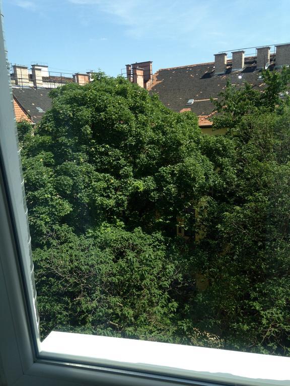 Self Check-In Eco Studio In The Heart Of Buda بودابست المظهر الخارجي الصورة